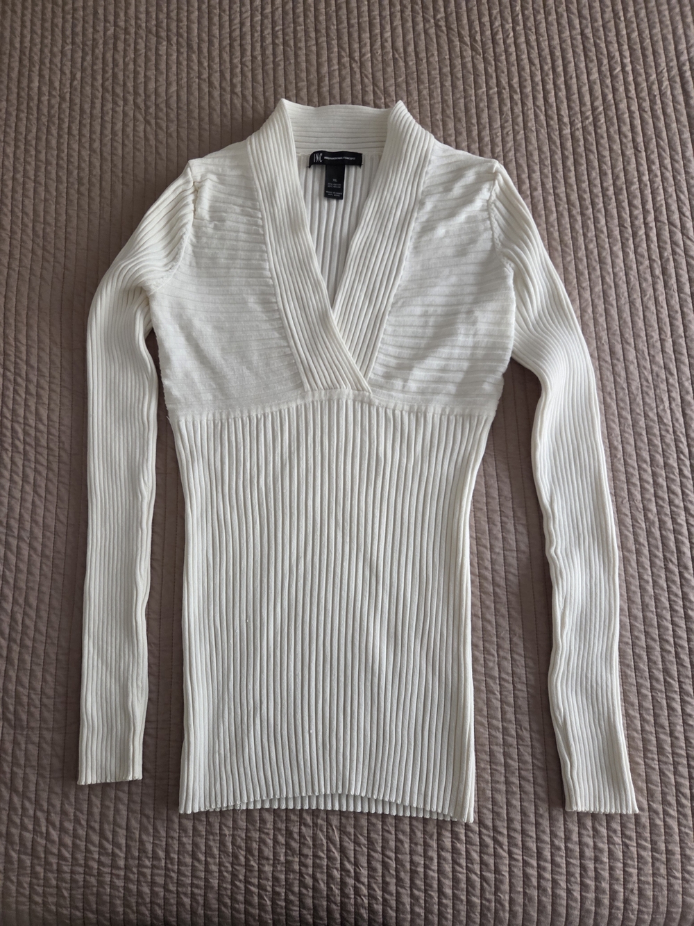 INC International Concepts Cream Ribbed V-Neck Slim Sweater